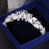 Baroque Vintage Gold Crown